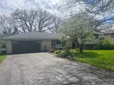 3087 Lookout Dr, Rockford, IL 61109
