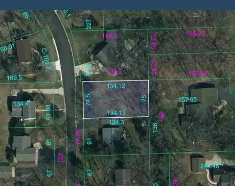 19 Nn Kings Hwy, Rockford, IL 61107