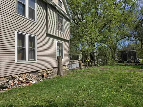 935 Grant Ave, Rockford, IL 61103 photo 35