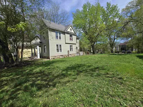 935 Grant Ave, Rockford, IL 61103 photo 37