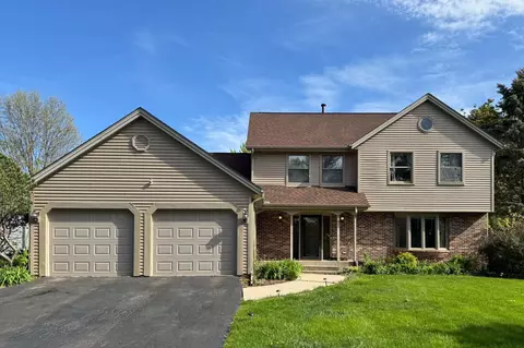 6451 Old Hunters Run, Rockford, IL 61114