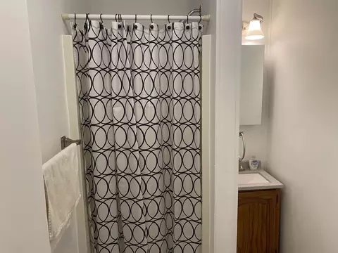 1433 Mark Dr, Freeport, IL 61032 photo 5