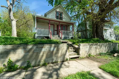 1111 Blaisdell St, Rockford, IL 61101