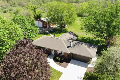 10030 Cemetery Rd, Pecatonica, IL 61063