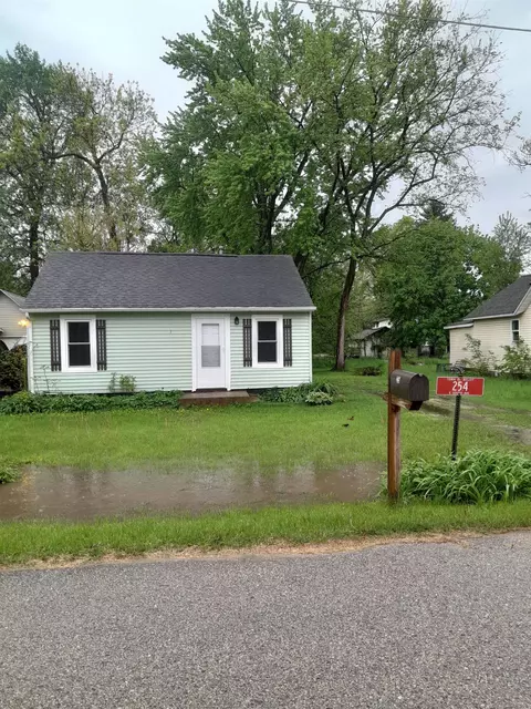 254 E South Ave, Beloit, WI 53511