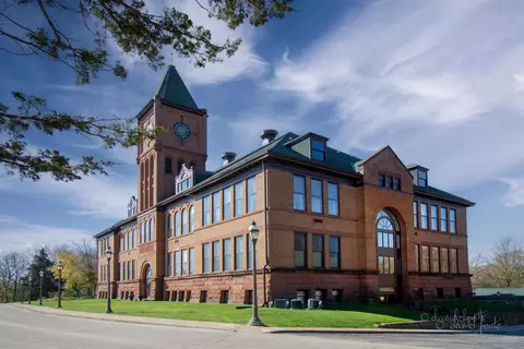 411 S Prospect St #105, Galena, IL 61036