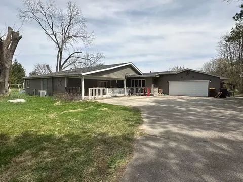 11155 Ventura Blvd, Machesney Park, IL 61115