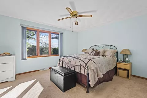 Bedroom - 1255 Lake Summerset Rd, Lake Summerset, IL 61019 photo 1 of 2