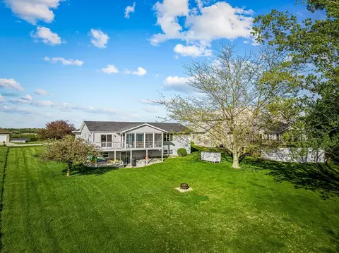 Exterior - 1255 Lake Summerset Rd, Lake Summerset, IL 61019 photo 1 of 5