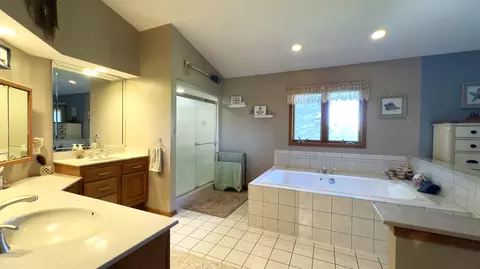 808 Gregory Way, Winnebago, IL 61088 photo 13