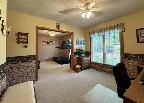 808 Gregory Way, Winnebago, IL 61088 photo 18
