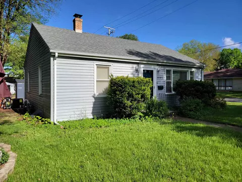 3203 Louise St, Rockford, IL 61103