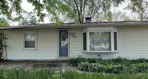 7504 Mildred Rd, Machesney Park, IL 61115