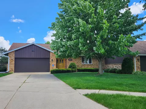 527 Alamo, Freeport, IL 61032