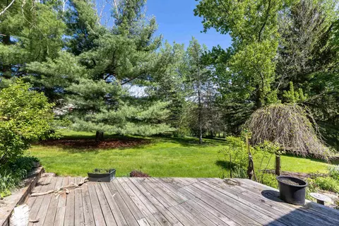 Exterior - 8 A64 Constitution Dr, Apple River, IL 61001 photo 6 of 11