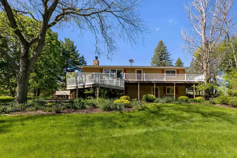 Exterior - 8 A64 Constitution Dr, Apple River, IL 61001 photo 2 of 11