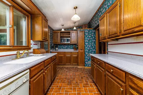 Kitchen - 8 A64 Constitution Dr, Apple River, IL 61001 photo 1 of 2