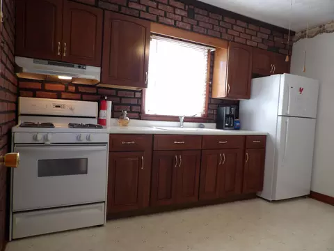 Kitchen - 814 Monroe Dr, Freeport, IL 61032 photo 1 of 2