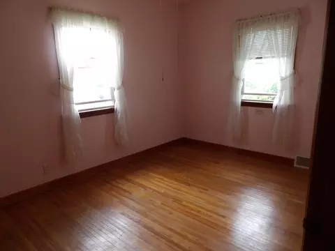 Bedroom - 814 Monroe Dr, Freeport, IL 61032 photo 1 of 1