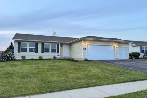 6916 Tupelo Rd, Loves Park, IL 61111