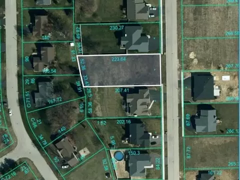 5352 Nashua Dr, Caledonia, IL 61011