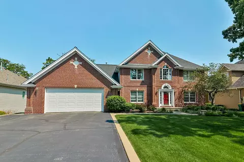 9093 River View Trl, Roscoe, IL 61073