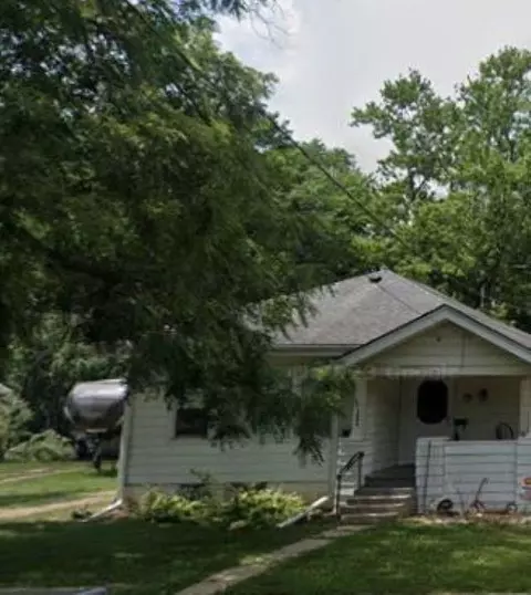 1008 S 5th St, Oregon, IL 61061