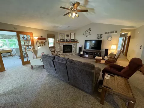 100 S Westview Dr, Lanark, IL 61046 photo 7