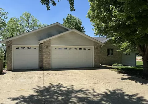 100 S Westview Dr, Lanark, IL 61046 photo 3