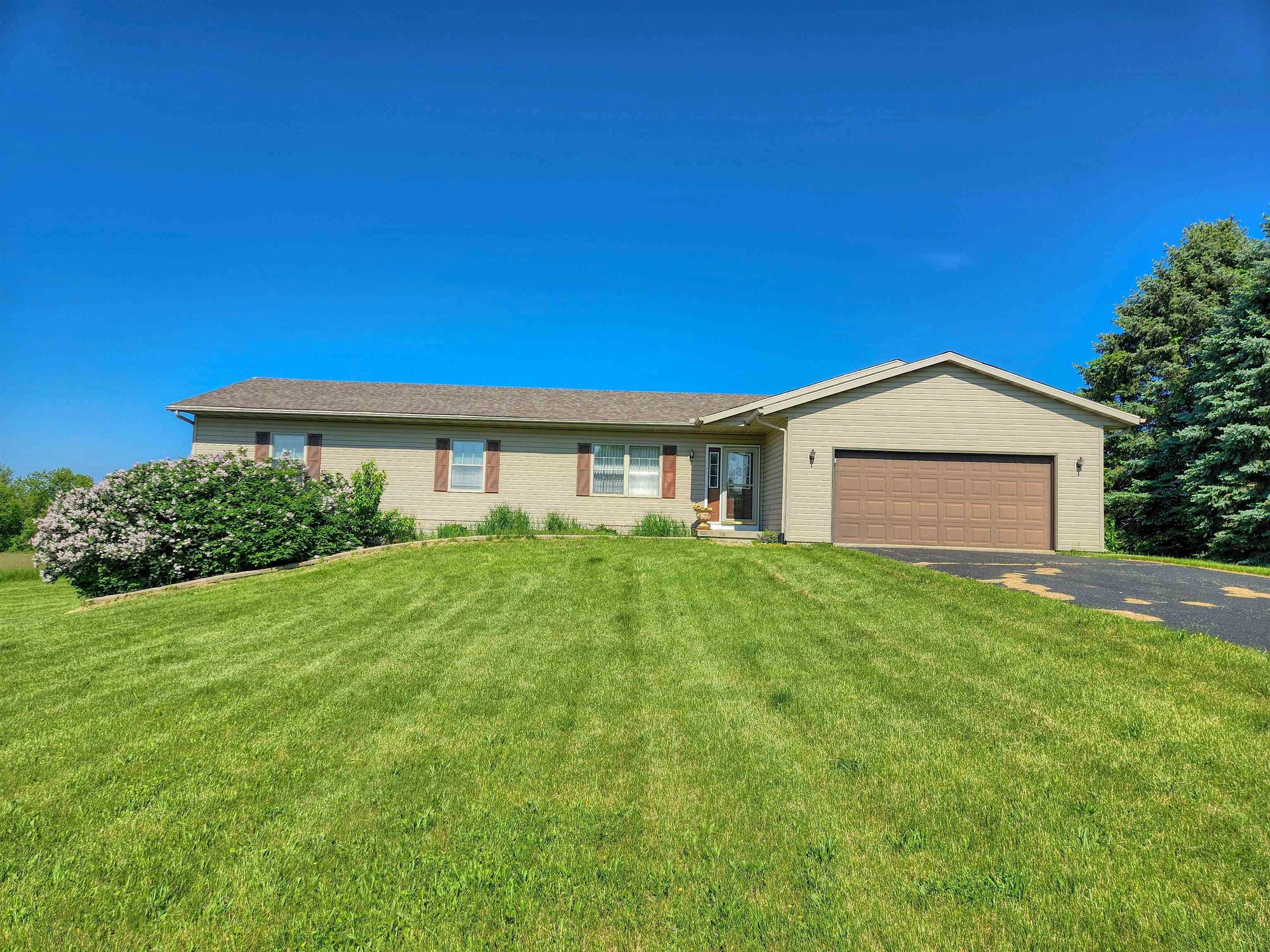 24-100 Shenandoah Dr  