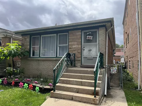 3216 N Narragansett Ave, Chicago, IL 60634