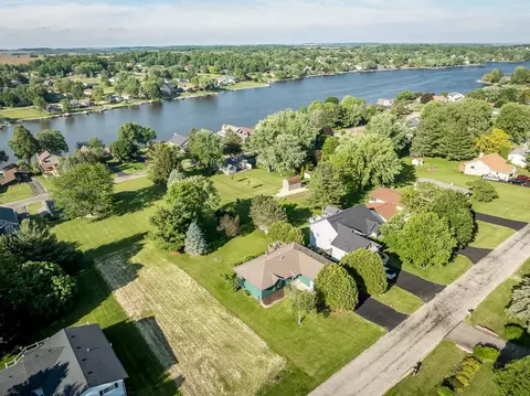 100 Newport Rd, Lake Summerset, IL 61019 photo 4