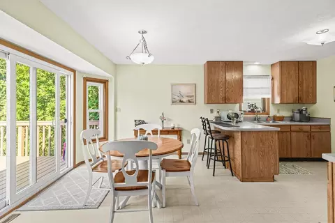 100 Newport Rd, Lake Summerset, IL 61019 photo 9