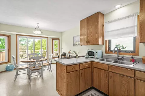 100 Newport Rd, Lake Summerset, IL 61019 photo 12