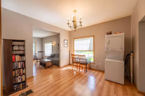 701 Jackson St, Oregon, IL 61061 photo 11
