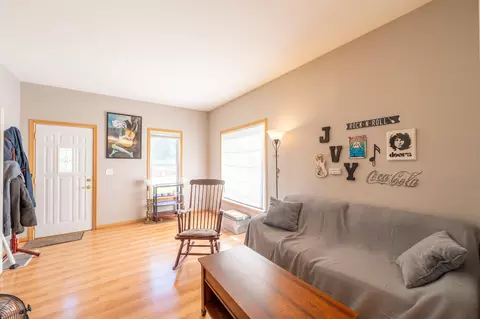 701 Jackson St, Oregon, IL 61061 photo 14