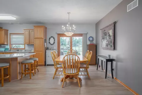 4940 Cedar Ln, Thomson, IL 61285 photo 3