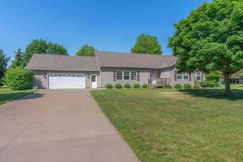 4940 Cedar Ln, Thomson, IL 61285