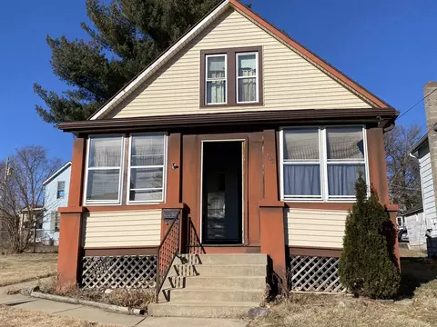 632 W Ordway, Freeport, IL 61032