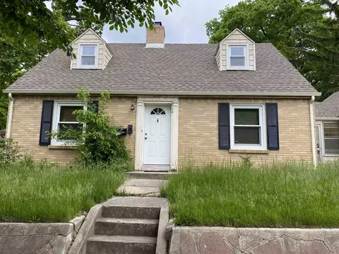 2104 Rural St, Rockford, IL 61107