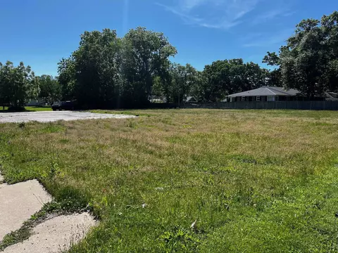 101 E Riverside Blvd, Loves Park, IL 61111