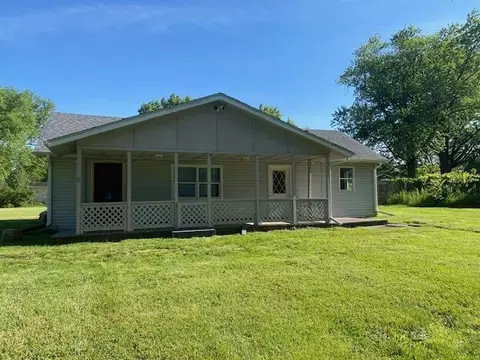 407 Atwood Ave, Rockford, IL 61102
