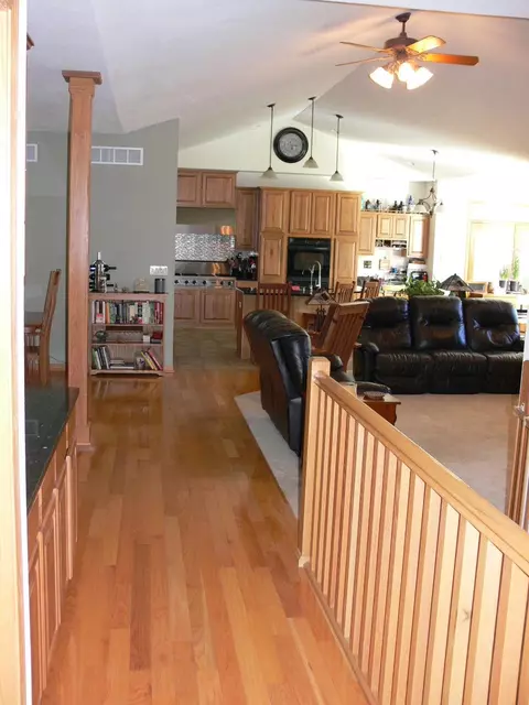 Entry Way - 12444 Whispering Winds Dr, Roscoe, IL 61073 photo 2 of 5
