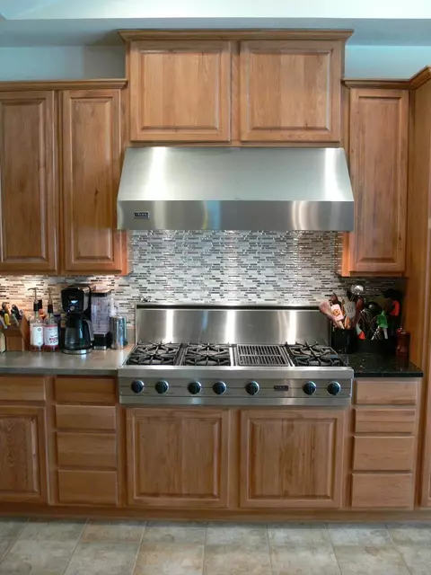 Kitchen - 12444 Whispering Winds Dr, Roscoe, IL 61073 photo 3 of 4