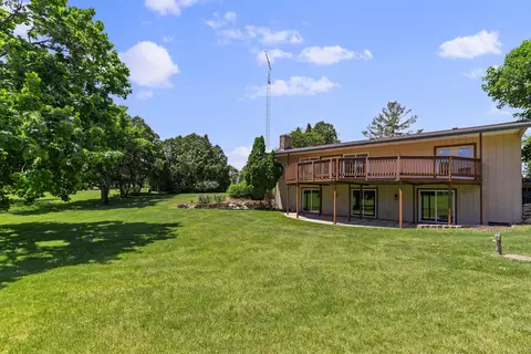 Exterior - 7335 Mccurry Rd, Roscoe, IL 61073 photo 7 of 7