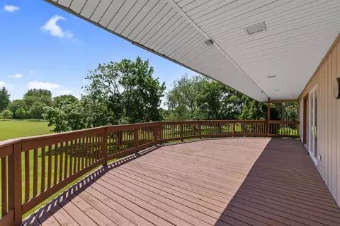 Exterior - 7335 Mccurry Rd, Roscoe, IL 61073 photo 2 of 7