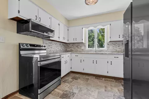 Kitchen - 7335 Mccurry Rd, Roscoe, IL 61073 photo 2 of 2