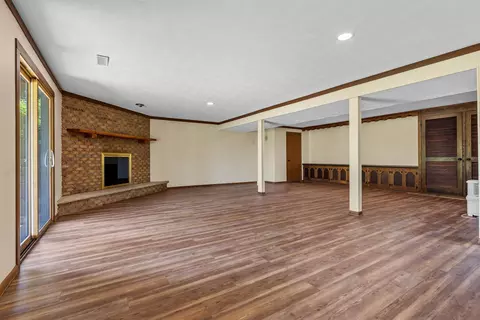 Living - 7335 Mccurry Rd, Roscoe, IL 61073 photo 5 of 5
