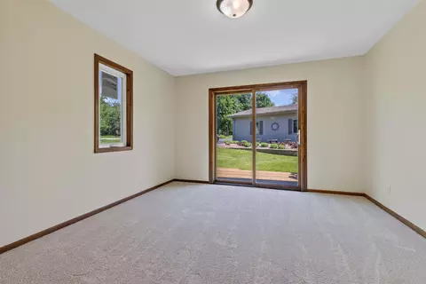 Bedroom - 7335 Mccurry Rd, Roscoe, IL 61073 photo 1 of 2
