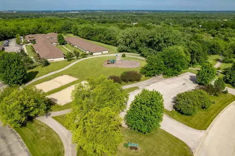 View/Area - 1025 High Point Dr, Rockton, IL 61072 photo 2 of 7